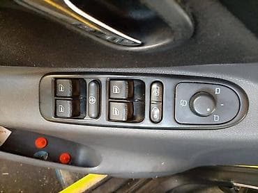 PREKIDACI PODIZACA PROZORA ZA SEAT LEON OD 2000. DO 2005. GOD. | na lalafo.rs PREKIDACI PODIZACA PROZORA ZA SEAT LEON OD 2000. DO 2005. GOD. |
