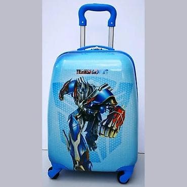Dečiji kofer u plavoj boji sa motivom Transformersa, idealan za na lalafo.rs Dečiji kofer u plavoj boji sa motivom Transformersa, idealan za