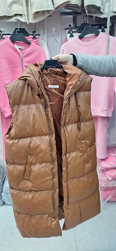 Ženska duga zimska prsluk-jakna sa kapuljačom. Velivine S M L XL - na lalafo.rs — 1 Ženska duga zimska prsluk-jakna sa kapuljačom. Velivine S M L XL - — 1