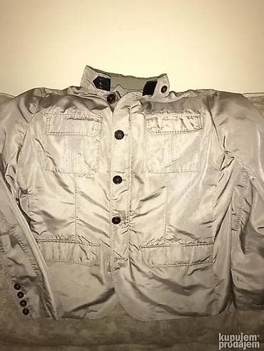 Original Pierre Cardin nepromociva jakna L KAO NOVA Duplo kopcanje na lalafo.rs Original Pierre Cardin nepromociva jakna L KAO NOVA Duplo kopcanje