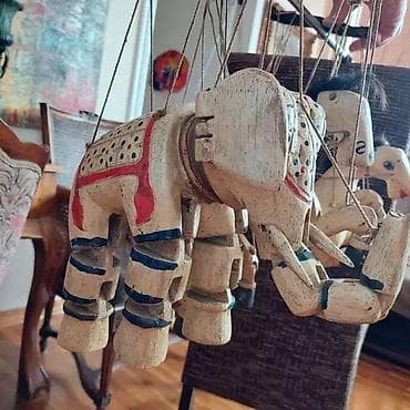 Tri drvene marionetske igracke sa originalnim kanapima, pocetk 20 na lalafo.rs — 9 Tri drvene marionetske igracke sa originalnim kanapima, pocetk 20 — 9