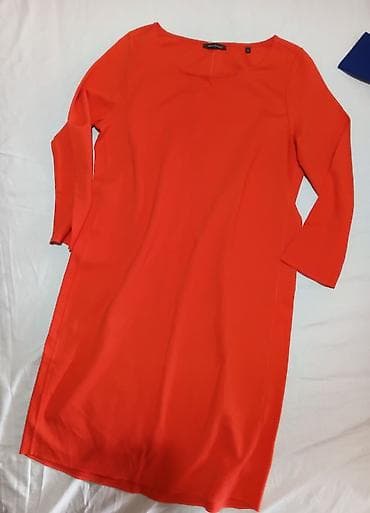 Marc O’Polo haljina – narandžasto crvena - Model: ravnog na lalafo.rs Marc O’Polo haljina – narandžasto crvena - Model: ravnog