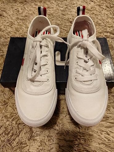 Fila patike, vel. 40, jednom nosene na lalafo.rs — 2 Fila patike, vel. 40, jednom nosene — 2