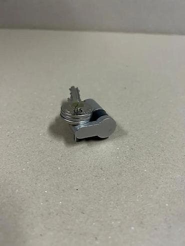 prsluk jaknica mango u: Cilindar brava sa ključevima – metalni - Tip: polucilindar (kratki at lalafo.rs — 3 prsluk jaknica mango u: Cilindar brava sa ključevima – metalni - Tip: polucilindar (kratki — 3