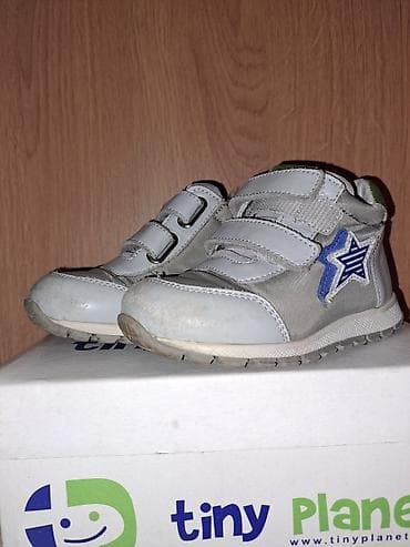 Dečije patike Tiny Planet - Veličina: za malu decu (orijentaciono at lalafo.rs — 1 Dečije patike Tiny Planet - Veličina: za malu decu (orijentaciono — 1