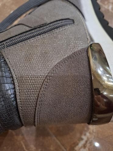 Sive ženske patike/cipele, duboke sa kombinacijom materijala i na lalafo.rs — 6 Sive ženske patike/cipele, duboke sa kombinacijom materijala i — 6