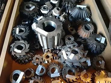 Koturasta, valjkasta, testerasta i radijus glodala – prodaja iz na lalafo.rs — 8 Koturasta, valjkasta, testerasta i radijus glodala – prodaja iz — 8