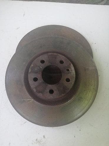 Alfa Romeo 156 DISKOVI PAR. Cena se odnosi na par Polovni orginalni na lalafo.rs Alfa Romeo 156 DISKOVI PAR. Cena se odnosi na par Polovni orginalni
