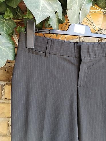 pantalone butiku ali: MEXX poslovne pantalone vel M, L
Struk po 40
Nogavice spolja 104 na lalafo.rs — 4 pantalone butiku ali: MEXX poslovne pantalone vel M, L
Struk po 40
Nogavice spolja 104 — 4