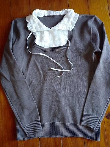 Women's Clothing: Tanji džemper vel.M u super stanju. Ima imitaciju kragne od košulje at lalafo.rs — 2 Women's Clothing: Tanji džemper vel.M u super stanju. Ima imitaciju kragne od košulje — 2