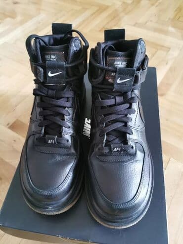 Women's Sneakers and athletic shoes: Nike, 38.5, bоја - Crna na lalafo.rs Women's Sneakers and athletic shoes: Nike, 38.5, bоја - Crna