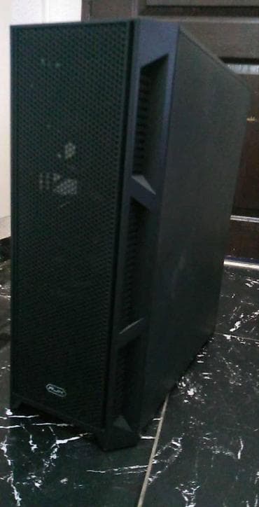 Svetleci Gejmer racunar novije generacije DDR4-Povoljno-Odlican at lalafo.rs — 9 Svetleci Gejmer racunar novije generacije DDR4-Povoljno-Odlican — 9