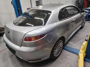 Transport: Alfa Romeo GT gepek vrata kod boje 651. Alfa Romeo GT gepek vrata kod at lalafo.rs — 4 Transport: Alfa Romeo GT gepek vrata kod boje 651. Alfa Romeo GT gepek vrata kod — 4