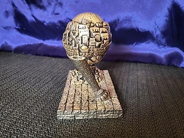 Globus vintaz Jerusalim,rucna obrada. Figura maksimalno ocuvana,pun na lalafo.rs — 8 Globus vintaz Jerusalim,rucna obrada. Figura maksimalno ocuvana,pun — 8