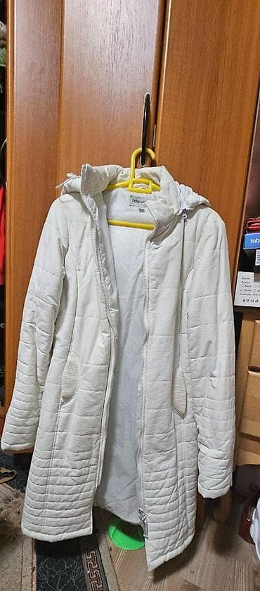 Terranova dugačka jakna. Veličina S. Prati liniju tela na lalafo.rs — 2 Terranova dugačka jakna. Veličina S. Prati liniju tela — 2