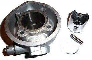 Glava vodene pumpe za skuter/moped – komplet Opis: - Kućište/glava at lalafo.rs Glava vodene pumpe za skuter/moped – komplet Opis: - Kućište/glava