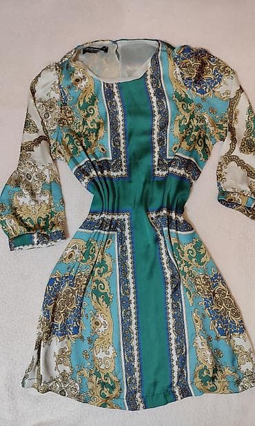 divide haljina tunika: Rinascimento haljina – veličina S - Model: mini/kratka haljina, blago at lalafo.rs — 4 divide haljina tunika: Rinascimento haljina – veličina S - Model: mini/kratka haljina, blago — 4