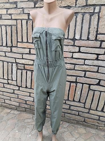 Women's Clothing: Kombinezon vel S
MADE IN Italy, nov BEZ etikete at lalafo.rs — 4 Women's Clothing: Kombinezon vel S
MADE IN Italy, nov BEZ etikete — 4