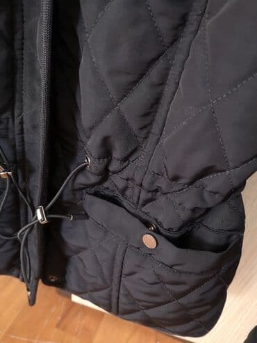 Ženska prošivena jakna O’STIN – crna - Model: lagana, strukirana at lalafo.rs Ženska prošivena jakna O’STIN – crna - Model: lagana, strukirana