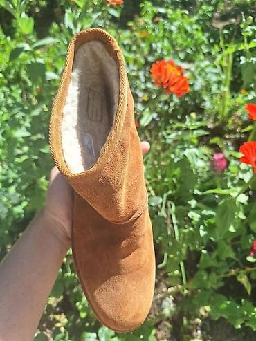 Muške zimske čizme Clarks – model Drafty Day - Veličina: UK 7D / US 9 at lalafo.rs — 3 Muške zimske čizme Clarks – model Drafty Day - Veličina: UK 7D / US 9 — 3