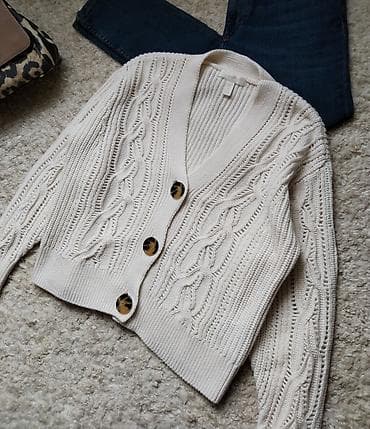 zenske original guess: H&M džemper punije izrade sa dugmicima. Veličina 38/M Perfektno na lalafo.rs — 1 zenske original guess: H&M džemper punije izrade sa dugmicima. Veličina 38/M Perfektno — 1