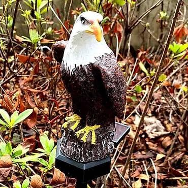 Solarna LED vrtna dekoracija – Orao na kočiću - Realistična figura na lalafo.rs Solarna LED vrtna dekoracija – Orao na kočiću - Realistična figura