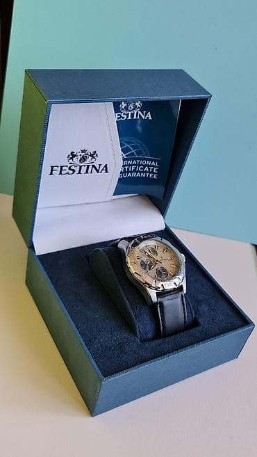 Sat muski sa kutijom sve radi na lalafo.rs — 1 Sat muski sa kutijom sve radi — 1