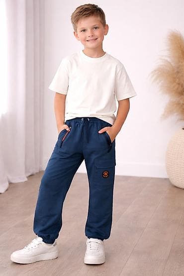 Tcr jeans majca I trenerka broj 10,novo sa etiketom, prelep model na lalafo.rs Tcr jeans majca I trenerka broj 10,novo sa etiketom, prelep model