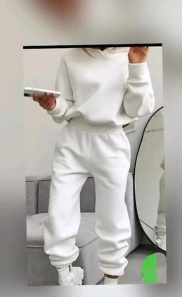 Beli ženski Termo komplet trenerke – dukserica i donji deo velič: S na lalafo.rs — 1 Beli ženski Termo komplet trenerke – dukserica i donji deo velič: S — 1