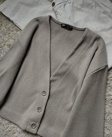 zenske original guess: ZARA dzemper kardigan u pesak boji. Veličina 38/M. Perfektno stanje ☆ na lalafo.rs — 2 zenske original guess: ZARA dzemper kardigan u pesak boji. Veličina 38/M. Perfektno stanje ☆ — 2