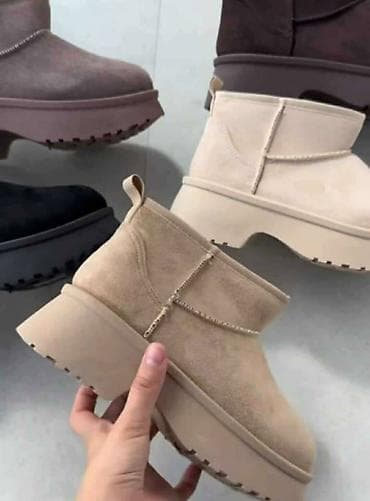 Ženske zimske čizme sa platformom - Model: kratke zimske čizme do at lalafo.rs — 1 Ženske zimske čizme sa platformom - Model: kratke zimske čizme do — 1