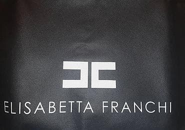 Torba-vreća za odeću - haljine Elisabetta Franchi Nova sa etiketom at lalafo.rs — 2 Torba-vreća za odeću - haljine Elisabetta Franchi Nova sa etiketom — 2