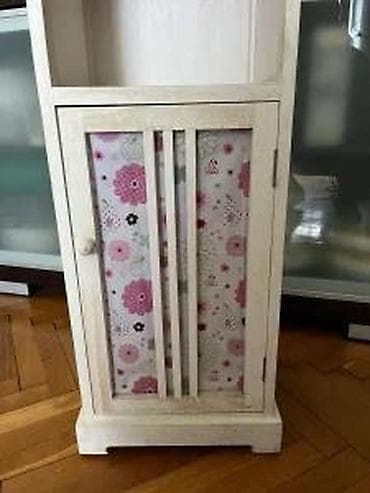 Kids' furniture: Uska drvena polica/komoda sa ormarićem - Materijal: drvo u at lalafo.rs — 7 Kids' furniture: Uska drvena polica/komoda sa ormarićem - Materijal: drvo u — 7