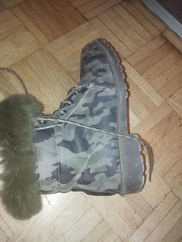 - Bele ženske sandale na platformu - Model sa trakama koje se vezuju at lalafo.rs — 6 - Bele ženske sandale na platformu - Model sa trakama koje se vezuju — 6