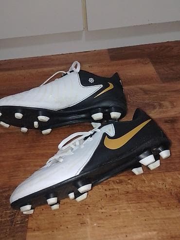 Nike kopačke za prirodnu travu br 36 - Model: Nike (klasična linija sa at lalafo.rs — 10 Nike kopačke za prirodnu travu br 36 - Model: Nike (klasična linija sa — 10