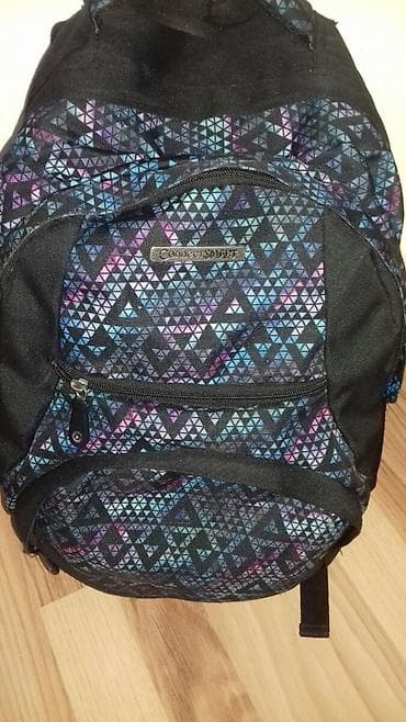 Conectov ranac u super stanju.
Cena 800din na lalafo.rs — 6 Conectov ranac u super stanju.
Cena 800din — 6