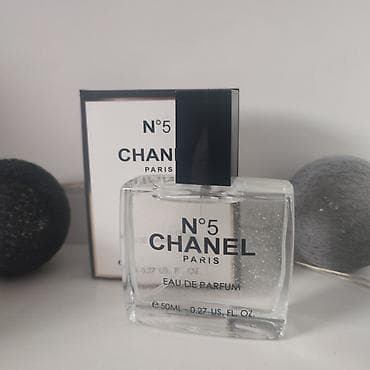 Chanel 5 ženski parfem 50 ml
Odličan kvalitet i trajnost parfema! at lalafo.rs — 2 Chanel 5 ženski parfem 50 ml
Odličan kvalitet i trajnost parfema! — 2