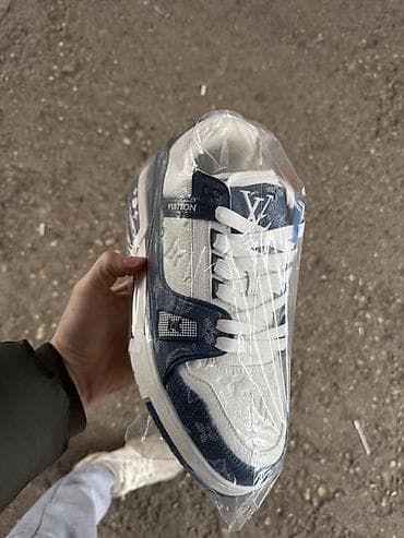 Louis Vuitton LV Trainer patike – tamnoplave/bele - Model: LV Trainer na lalafo.rs — 1 Louis Vuitton LV Trainer patike – tamnoplave/bele - Model: LV Trainer — 1