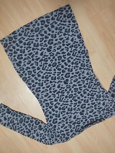 Siva haljina sa animal printom (leopard) – dugi rukavi - Kroj: uska na lalafo.rs — 1 Siva haljina sa animal printom (leopard) – dugi rukavi - Kroj: uska — 1