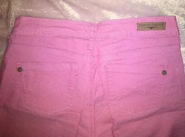 Roze uske pantalone XS. Odlicno stoje, skroz uske, sa elastinom, uzivo na lalafo.rs — 4 Roze uske pantalone XS. Odlicno stoje, skroz uske, sa elastinom, uzivo — 4