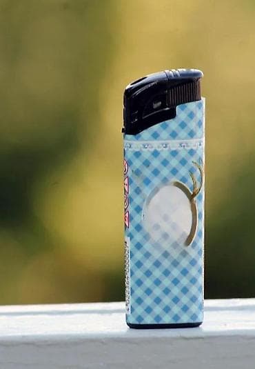 Upaljač LOVAČKI motiv Germany. Made in Germani. Upaljač sa lovačkim na lalafo.rs — 1 Upaljač LOVAČKI motiv Germany. Made in Germani. Upaljač sa lovačkim — 1