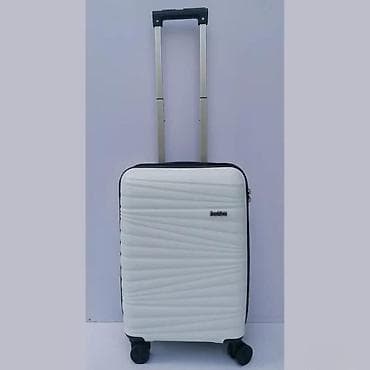 Watches: Ručni kofer na točkiće – beli, tvrda školjka - Materijal: tvrda at lalafo.rs — 1 Watches: Ručni kofer na točkiće – beli, tvrda školjka - Materijal: tvrda — 1