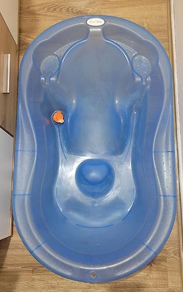 Kadica za bebe odlicno ocuvana bez ostecenja na lalafo.rs Kadica za bebe odlicno ocuvana bez ostecenja