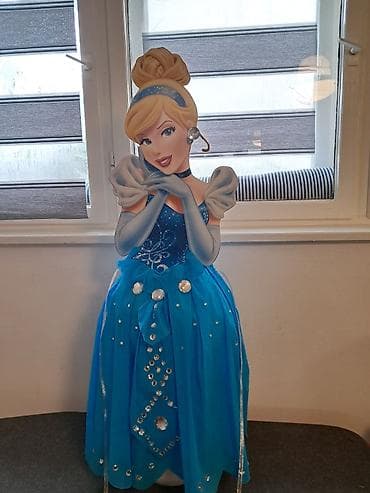 Pinjata Barbi Odmah dostupna pinjata na udaranje. Pinjata je prazna na lalafo.rs — 6 Pinjata Barbi Odmah dostupna pinjata na udaranje. Pinjata je prazna — 6