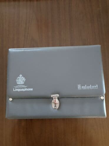 Lingaphone komplet – kurs nemačkog jezika u koferu Sadržaj seta: - at lalafo.rs Lingaphone komplet – kurs nemačkog jezika u koferu Sadržaj seta: -