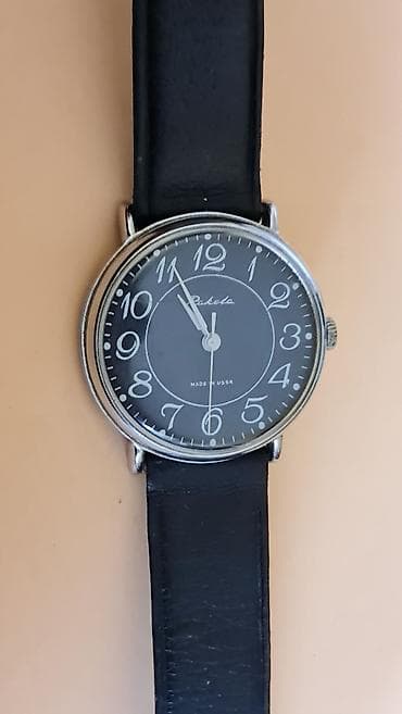 Ručni sat Raketa – “Made in USSR” - Mehanički sat sa navijanjem na lalafo.rs — 2 Ručni sat Raketa – “Made in USSR” - Mehanički sat sa navijanjem — 2