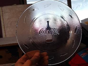 Sport & Hobby: Stakleni tanjir coca cola
Odlicno stanje
Precnik 26 cm at lalafo.rs — 3 Sport & Hobby: Stakleni tanjir coca cola
Odlicno stanje
Precnik 26 cm — 3