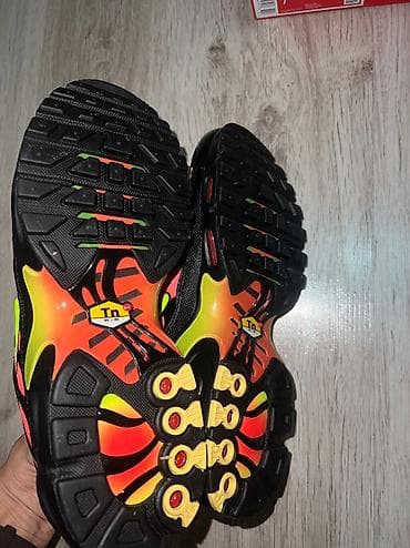 NIKE Tn Air Max Plus "Volt/Solar Red"br.38,cm24 NOVO na lalafo.rs — 8 NIKE Tn Air Max Plus "Volt/Solar Red"br.38,cm24 NOVO — 8