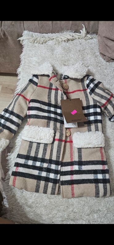 Burberry, Kaput, 86 na lalafo.rs Burberry, Kaput, 86