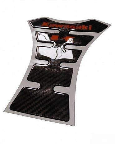 Transport: Kawasaki carbon - tank pad - 879 📌 opis: samolepljivi protektor za at lalafo.rs — 2 Transport: Kawasaki carbon - tank pad - 879 📌 opis: samolepljivi protektor za — 2